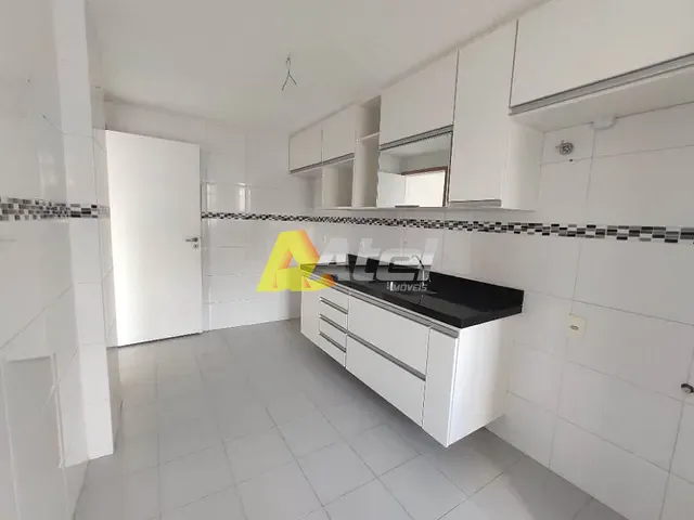 Apartamento com 73m² 2 quartos e 3 banheiros, à venda ou para alugar, no bairro Bento Ribeiro em Rio de Janeiro