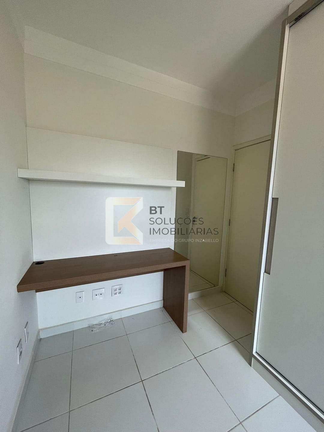 Apartamento para alugar com 2 quartos, 68m² - Foto 14