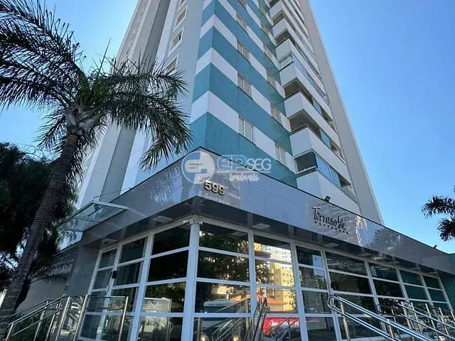 Apartamento 3 quartos e 2 banheiros, à venda, no bairro Petrópolis em Londrina