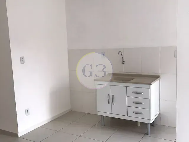 Apartamento 1 quarto e 1 banheiro, para alugar, no bairro Centro em Pelotas