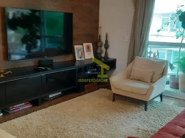 Apartamento com 250m² 4 quartos e 5 banheiros, à venda, no bairro Cidade São Francisco em São Paulo