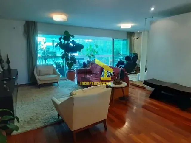 Apartamento com 250m² 4 quartos e 5 banheiros, à venda, no bairro Cidade São Francisco em São Paulo