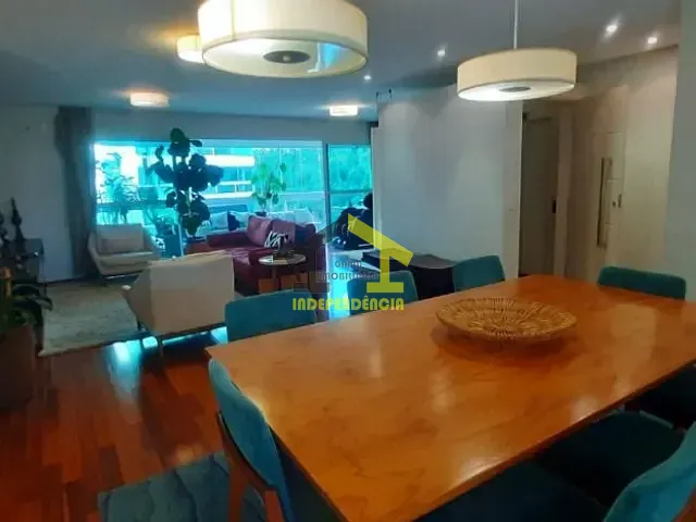 Apartamento com 250m² 4 quartos e 5 banheiros, à venda, no bairro Cidade São Francisco em São Paulo