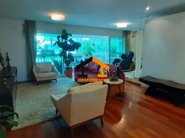 Apartamento com 250m² 4 quartos e 5 banheiros, à venda, no bairro Cidade São Francisco em São Paulo