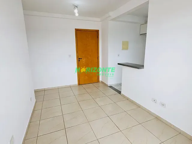 Apartamento com 48m² 2 quartos e 1 banheiro, para alugar, no bairro Conjunto Residencial Trinta e Um de Março em São José dos Campos