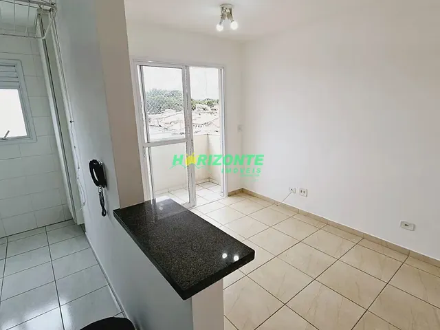 Apartamento com 48m² 2 quartos e 1 banheiro, para alugar, no bairro Conjunto Residencial Trinta e Um de Março em São José dos Campos