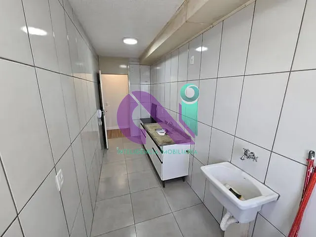 Apartamento 2 quartos e 1 banheiro, à venda, no bairro São Pedro em Osasco