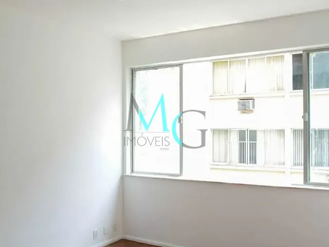 Apartamento 2 quartos e 1 banheiro, à venda, no bairro Cosme Velho em Rio de Janeiro