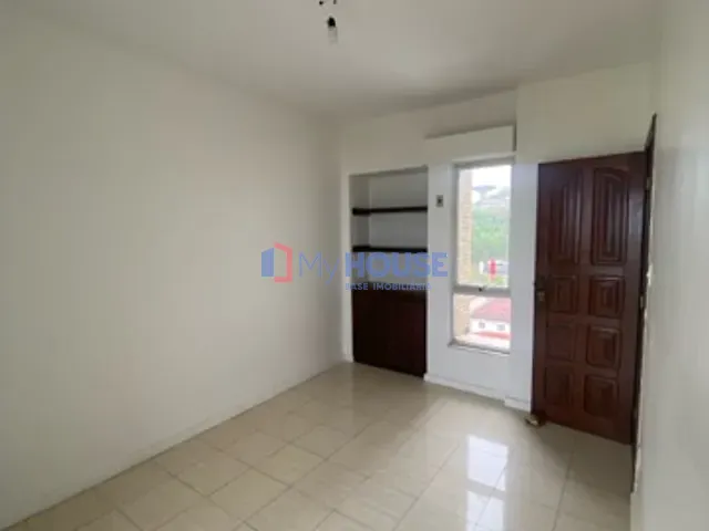 Apartamento com 280m² 5 quartos e 4 banheiros, para alugar, no bairro Centro em Ilhéus