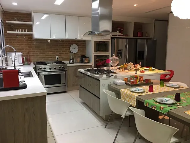 Apartamento 4 quartos e 6 banheiros, à venda, no bairro Campo Belo em São Paulo