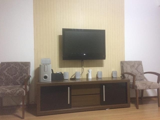 Foto do Apartamento - Ed. Palma D'oro - Apartamento com 3 dormitórios à venda, 125 m² por R$ 450.000,00 - Centro - Londrina/PR | Premier Imóveis
