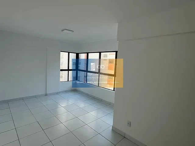 Apartamento 2 quartos e 1 banheiro, à venda, no bairro Pina em Recife