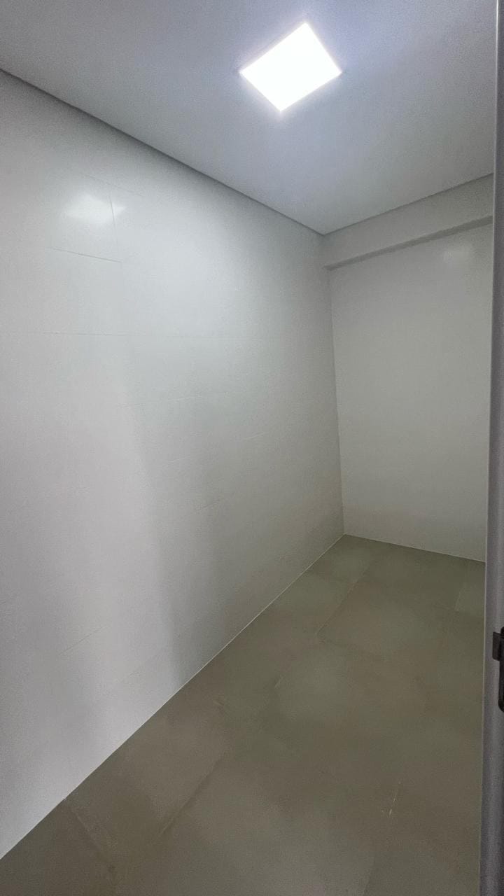 Apartamento à venda com 4 quartos, 256m² - Foto 28