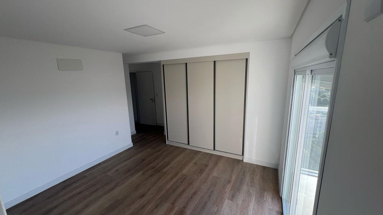 Apartamento à venda com 4 quartos, 256m² - Foto 44