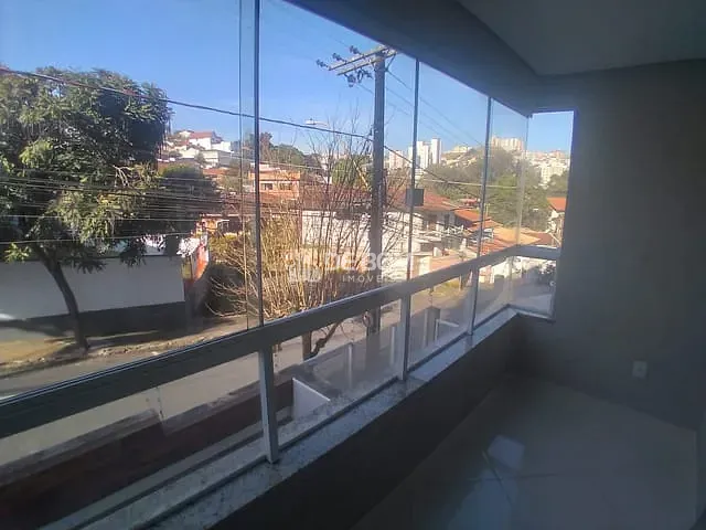 Apartamento com 130m² 2 quartos e 1 banheiro, para alugar, no bairro Jardim Cascatinha em Poços de Caldas