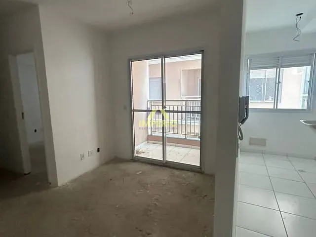 Apartamento 2 quartos e 1 banheiro, à venda, no bairro Jardim Santa Lúcia em Salto