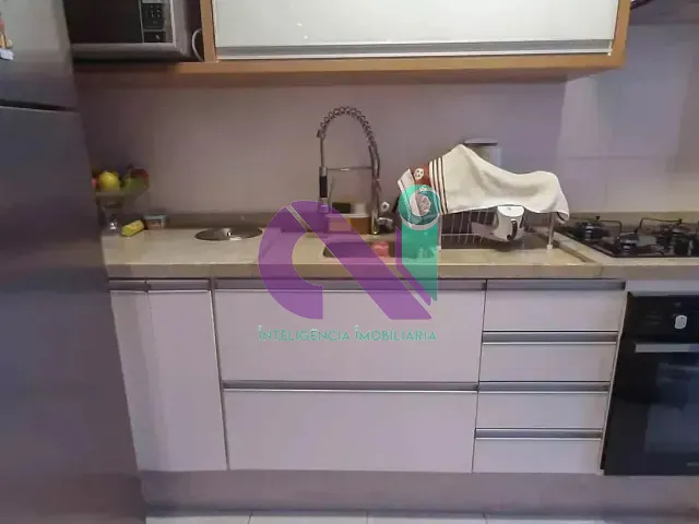 Apartamento 2 quartos e 1 banheiro, à venda, no bairro Continental em Osasco