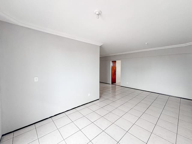 Apartamento 3 quartos e 3 banheiros, para alugar, no bairro Parquelândia em Fortaleza