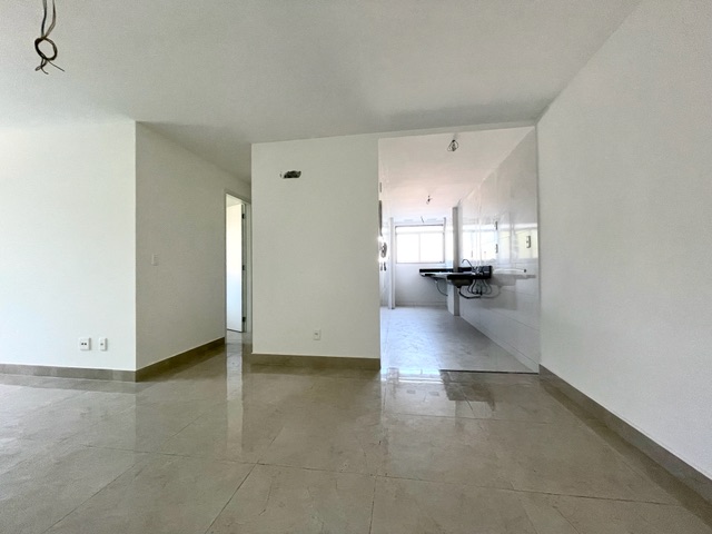 Apartamento com 71m² 2 quartos e 2 banheiros, à venda, no bairro Taquara em Rio de Janeiro