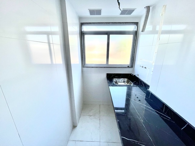 Apartamento com 71m² 2 quartos e 2 banheiros, à venda, no bairro Taquara em Rio de Janeiro