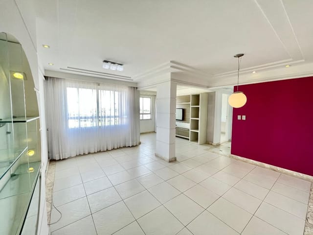 Apartamento com 85m² 2 quartos e 2 banheiros, à venda, no bairro Luzia em Aracaju