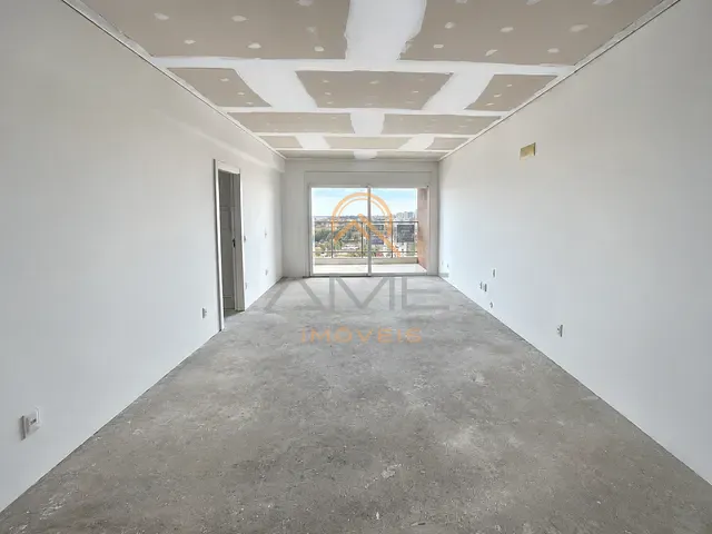 Apartamento 2 quartos e 2 banheiros, à venda, no bairro Centro em Pelotas