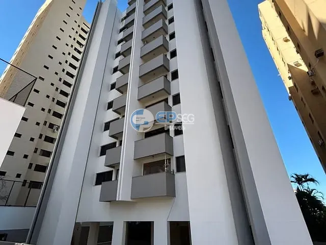 Apartamento com 147m² 3 quartos e 2 banheiros, à venda, no bairro Centro em Londrina