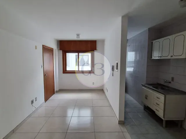 Apartamento 1 quarto e 1 banheiro, para alugar, no bairro Centro em Pelotas