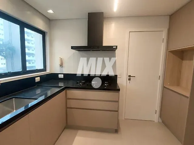 Apartamento 3 quartos e 3 banheiros, à venda, no bairro Moema em São Paulo