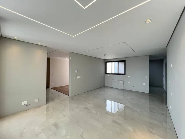 Apartamento com 10m² 3 quartos e 5 banheiros, à venda, no bairro Bela Suiça em Londrina