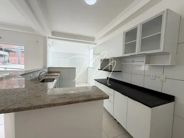 Apartamento 2 quartos e 2 banheiros, para alugar, no bairro Conquista em Ilhéus