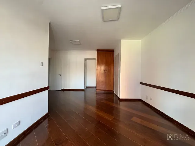 Apartamento 3 quartos e 4 banheiros, à venda, no bairro Vila Adyana em São José dos Campos