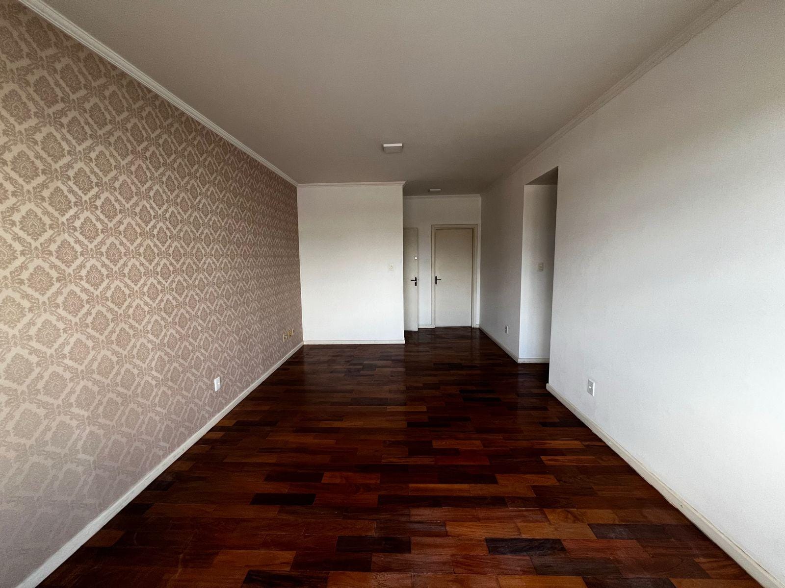 Apartamento para alugar com 2 quartos, 99m² - Foto 1