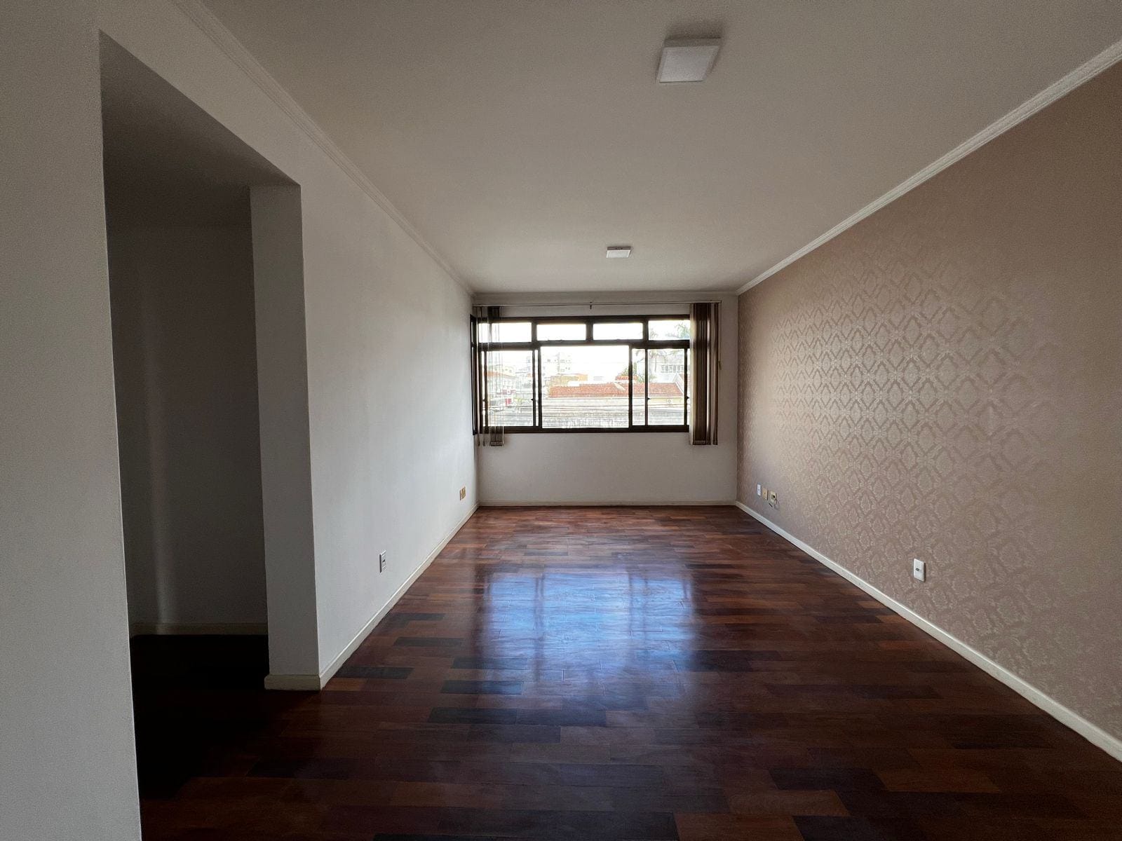 Apartamento para alugar com 2 quartos, 99m² - Foto 6
