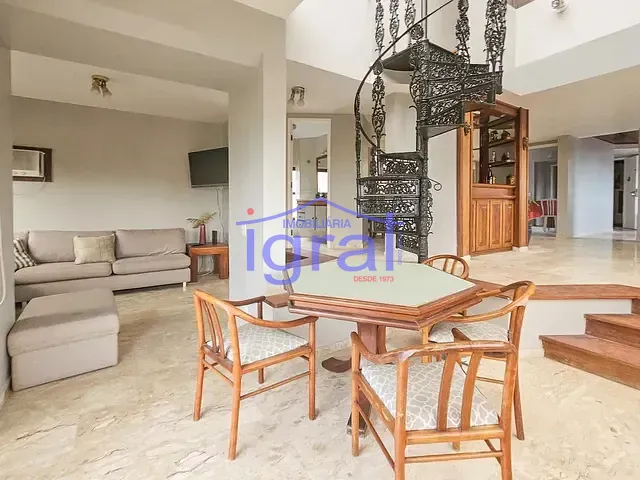 Apartamento 4 quartos e 7 banheiros, à venda, no bairro Enseada em Guarujá