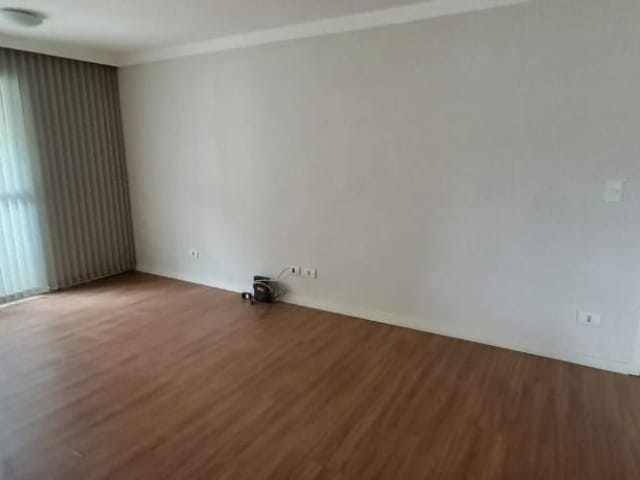 Apartamento 3 quartos e 2 banheiros, para alugar, no bairro Santa Felicidade em Curitiba