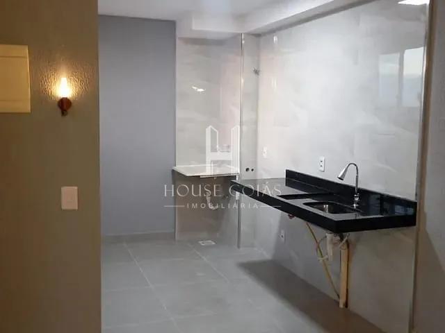 Apartamento 2 quartos e 1 banheiro, à venda, no bairro Chácaras Santa Luzia em Trindade