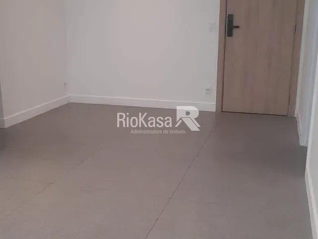 Apartamento 2 quartos e 2 banheiros, à venda, no bairro Botafogo em Rio de Janeiro