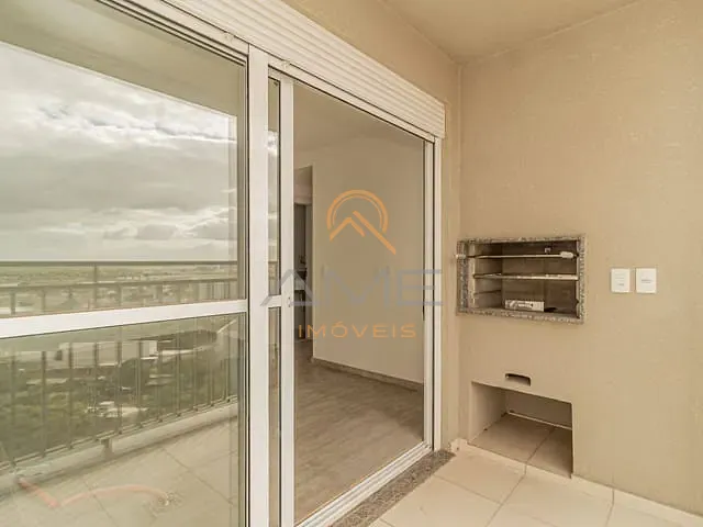 Apartamento 3 quartos e 2 banheiros, à venda, no bairro Areal em Pelotas