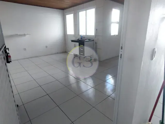 Apartamento 1 quarto e 1 banheiro, para alugar, no bairro Centro em Rio Grande