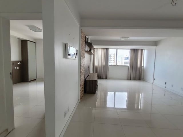Apartamento 3 quartos e 1 banheiro, à venda, no bairro Suíssa em Aracaju