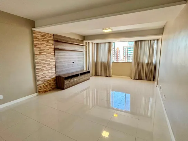 Apartamento com 125m² 3 quartos e 1 banheiro, à venda, no bairro Suíssa em Aracaju
