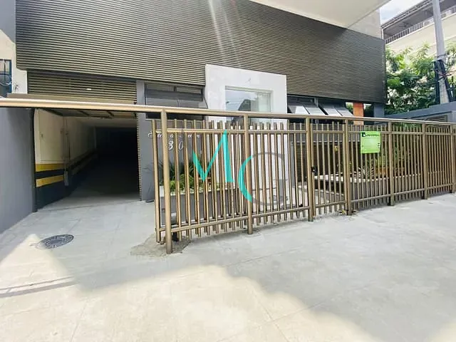 Apartamento 2 quartos e 2 banheiros, à venda, no bairro Praça da Bandeira em Rio de Janeiro