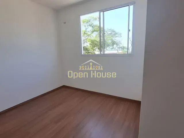 Apartamento 2 quartos e 1 banheiro, para alugar, no bairro São Luiz em Volta Redonda