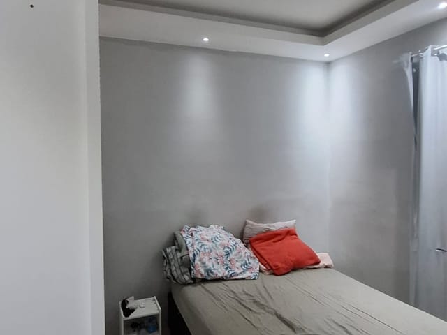 Apartamento 2 quartos e 1 banheiro, à venda, no bairro Cosmos em Rio de Janeiro