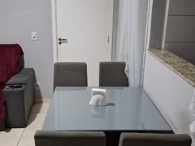 Apartamento 2 quartos e 1 banheiro, à venda, no bairro Cosmos em Rio de Janeiro