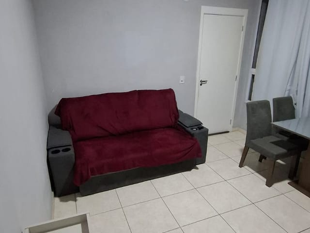 Apartamento 2 quartos e 1 banheiro, à venda, no bairro Cosmos em Rio de Janeiro