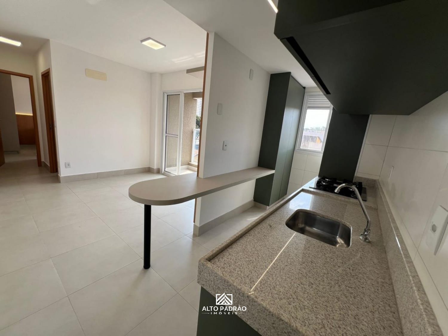 Apartamento à venda com 2 quartos, 60m² - Foto 6
