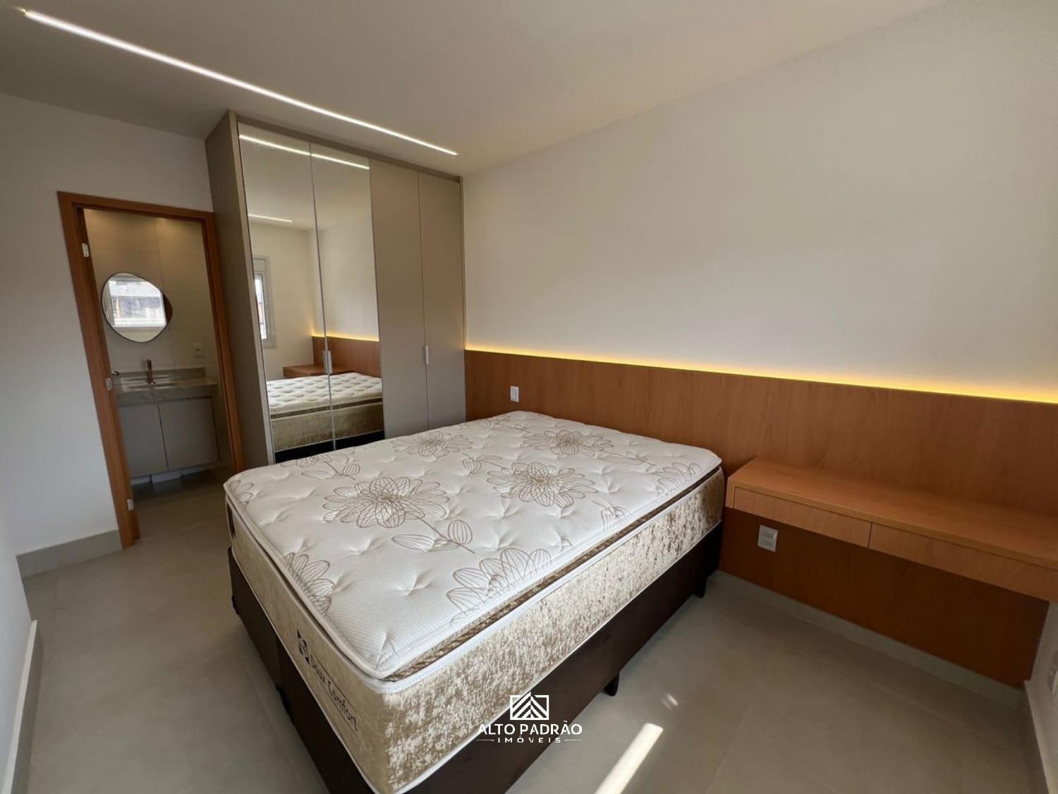 Apartamento à venda com 2 quartos, 60m² - Foto 10