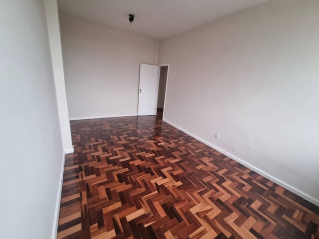 Foto do Apartamento - Venda ou Aluguel de Apartamento espaçoso com 3 Quartos e Suíte na Vila Santa Cecília! Localização, Conforto e Segurança 24h! | OPEN HOUSE REAL ESTATE IMÓVEIS LTDA